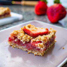 Strawberry Oatmeal Crumble Bars